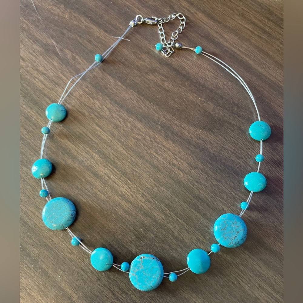 Vintage turquoise illusion necklace. Simulated turquoise 1990s